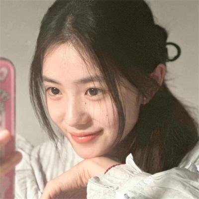 暗红封面